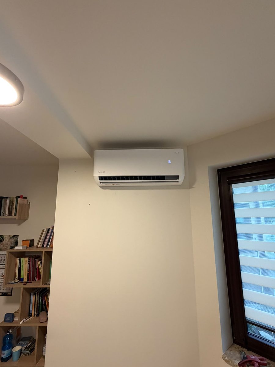 Klimatyzacja w pokoju dziennym - realizacja Szelbi-Instal